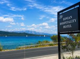 Ionian Hospitality Hotel - Fully Renovated - Seafront，位于尼基亚娜的酒店