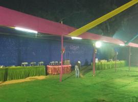 Hotel Karn Vihar，位于Munger的酒店