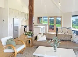 Cedar & Mist, Sauna, Hot Tub =& Mt Buller Views