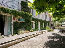 Logis Hôtel Le Clos Pité，位于Préchacq的酒店