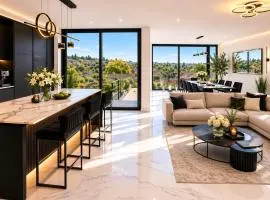 Luxurious & Elegant 6-Bed House