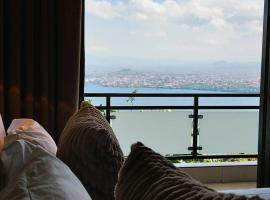 RUBONA HILL Lodge，位于吉塞尼的酒店