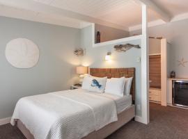 Harborview Inn & RV Park，位于加里波第的酒店