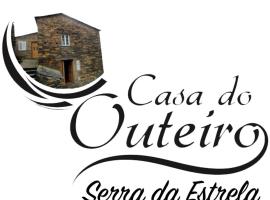 Abrigo do Outeiro - Serra Da Estrela，位于Cabeça的酒店