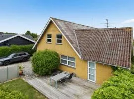 Holiday Apartment In Nexø Close To Beach And Port