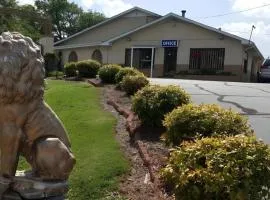 Loyalty Inn Rockingham