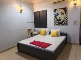 La CASA - Guesthouse