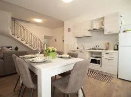 Sara Apartment Tenna