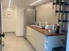 Caroli Home