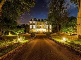 Logis Hôtel - Le Manoir de Sauvegrain，位于圣朗贝尔的乡间豪华旅馆