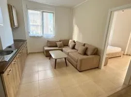 EG Beach Apartments 105A