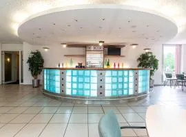 B&B HOTEL Lully 3 Lakes