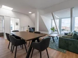 Luxus Penthouse mitten in Oldenburg City 6 Pers