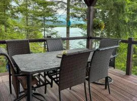 Waterfront Gem on the River! Hot Tub & Boat Dock!