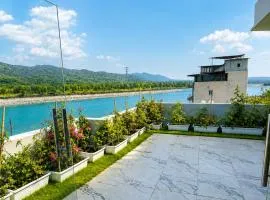 The Neeraj Ganga Paradise With Ganga View