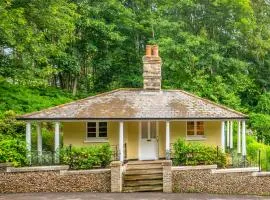 Beautifully renovated Edwardian gatehouse - East Lodge