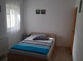 Eltinger Studio Apartment