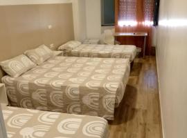 Hotel Skyline Boadilla，位于阿尔考空的酒店