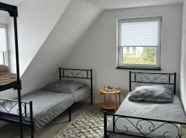 Apartment Nähe Tripsdrill - 5 Personen，位于Brackenheim的酒店