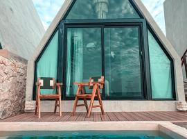 Danselis Boutique Hotels，位于德尔奇亚港的酒店