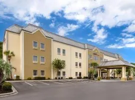Comfort Suites At the University