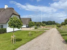 4 Bedroom Nice Home In Haderslev