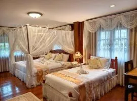 The Niceprirom Lace House