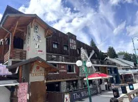 山酒店