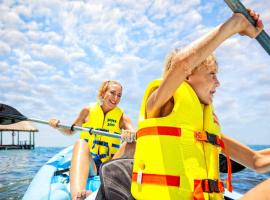 Holiday Inn Club Vacations The Royal Cancun All Inclusive，位于坎昆的酒店