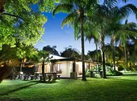 Riverbank Lodge
