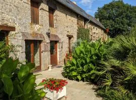 Chambre d'hote Longere du pays rennais avec piscine extérieure