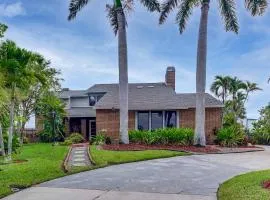 Pet Friendly! Canal-Front Apollo Beach Gem w/ Pool