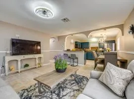 Golf, Beaches & Sunshine! Pet-Friendly Naples Home