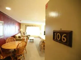 Inns of Waterville Valley 106 One Bedroom Garden Level Unit at Inns of WV