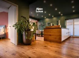 COLORGRAM - Colorful Loft with Terrace