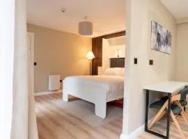 Westport Selfcatering Suites