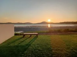 Daebudo Comma Pool Villa