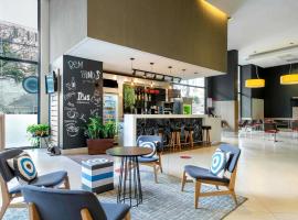 ibis BH Afonso Pena Savassi,位于贝洛奥里藏特的酒店