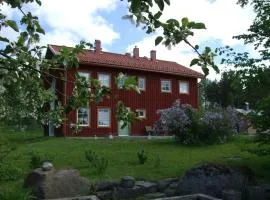 Allsta Gård Kretsloppshuset B&B