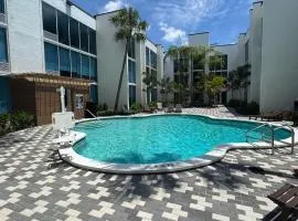 Tropical Palms Hotel