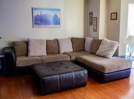 Condo with Mountain Views and Pool Near Casino El Paso