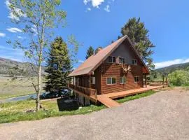 LAZY 2 ELK LAKE LODGE by Kabino: 7.6 Acres Henrys Lake Fishing ATV Trails Yellowstone Sauna