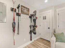 VICTOR HEADWALL: Condo Trails Skiing Snowmobiling Teton Mtns Grand Targhee