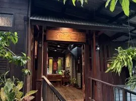Little bangkoknoi by masmee