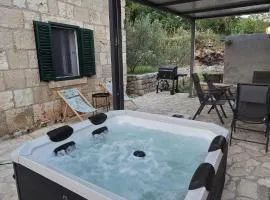 Stone House with Jacuzzi and Billiard Peaceful Nature Retreat near Makarska Riviera
