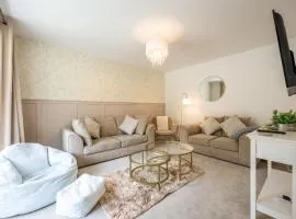 Stylish 4 Bedroom Home Perfect for Families