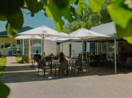 Albergue A Lagoa - Private Rooms