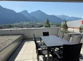 Penthouse mit Panoramaterrasse & Bergblick in Landquart