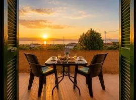 Panoramic Sea Views - 2 Min Walk to the Beach