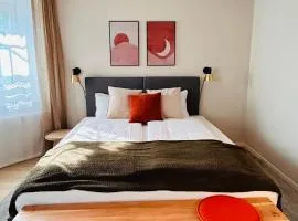 130sqm Duplex with AirC - Gratis Parking - Familie Freunde - See und Jura